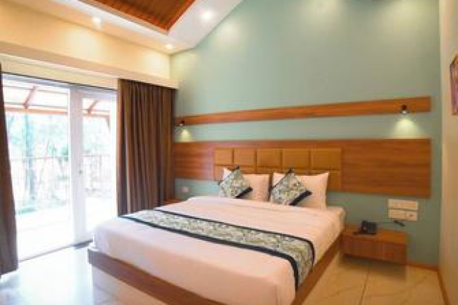 Luxury vs Budget Rooms in Dharmasthala | How to Choose
