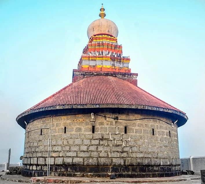 Karinjeshwara Hilltop Temple 